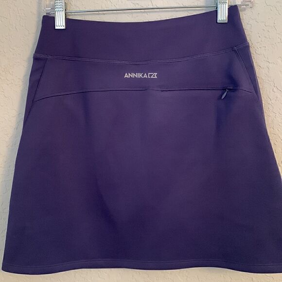 Annica Cutter and Buck Skirt With Removable Shorts. Size XS - Picture 2 of 10